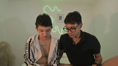 kade and demi independent models online show from 03/01/26, 01:07