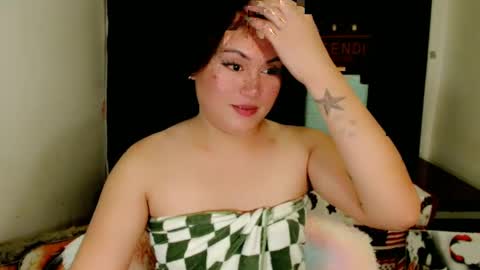 Snapshot of hardfox_xoxo chatting on 02/15/25, 09:16 mj online show from 02/15/25, 09:16