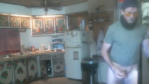 Snapshot of hardinhand44 chatting on 12/19/24, 11:57 john nobles online show from 12/19/24, 11:57