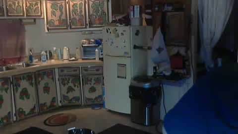 Snapshot of hardinhand44 chatting on 12/21/24, 11:56 john nobles online show from 12/21/24, 11:56