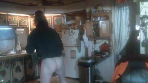 Snapshot of hardinhand44 chatting on 02/13/25, 08:13 john nobles online show from 02/13/25, 08:13