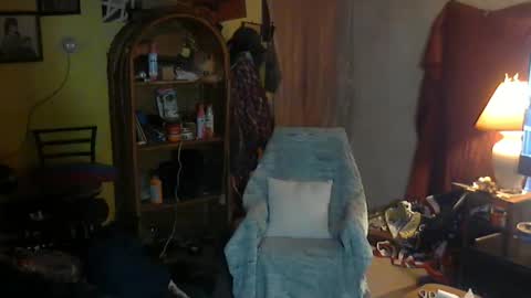 Snapshot of hardinhand44 chatting on 10/24/25, 09:55 john nobles online show from 10/24/25, 09:55