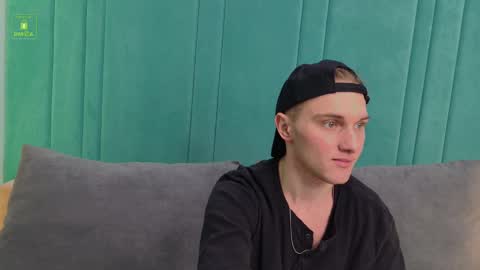 Snapshot of hardinross chatting on 02/18/25, 05:31 HARDin online show from 02/18/25, 05:31