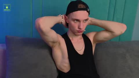 Snapshot of hardinross chatting on 02/19/25, 02:44 HARDin online show from 02/19/25, 02:44