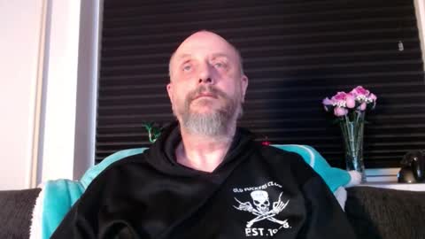 MrLazy online show from 02/04/26, 05:30