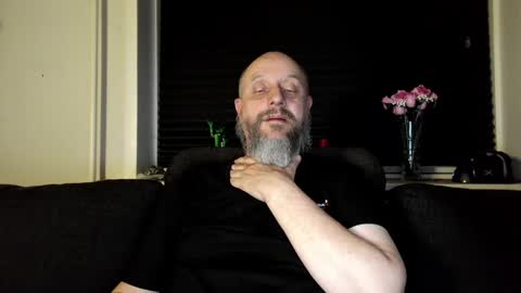 MrLazy online show from 04/18/26, 03:32