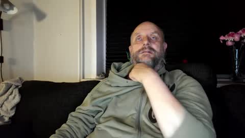 MrLazy online show from 05/22/26, 09:09