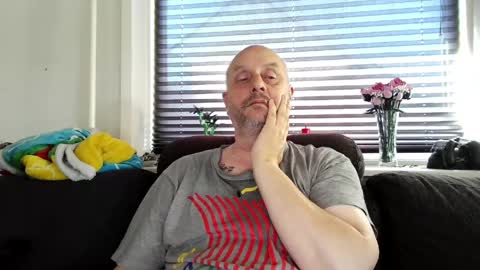MrLazy online show from 05/28/26, 08:00