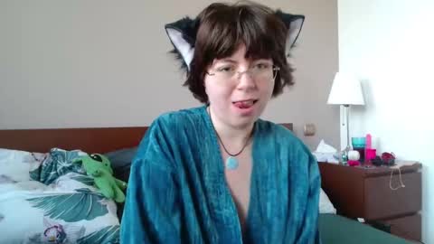 Snapshot of hardnerdvoid chatting on 12/17/25, 11:38 Void online show from 12/17/25, 11:38