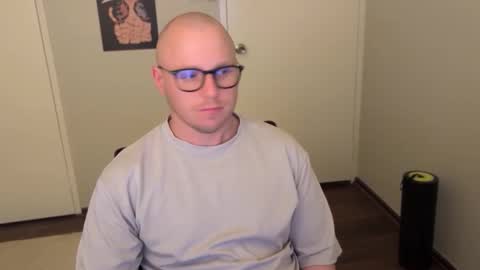 Snapshot of hardon911 chatting on 10/03/25, 08:17 Stand Lee online show from 10/03/25, 08:17