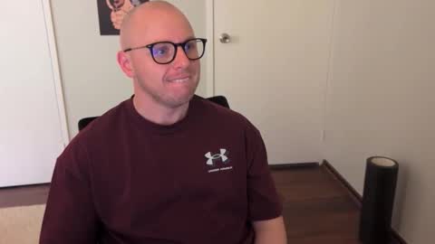 Snapshot of hardon911 chatting on 10/14/25, 06:03 Stand Lee online show from 10/14/25, 06:03