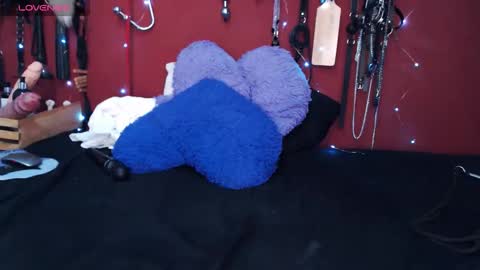 greta online show from 02/04/26, 07:42