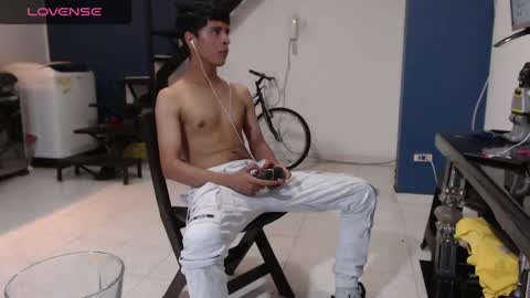 Snapshot of hardsexlove08 chatting on 02/12/25, 02:24 Andres Dean online show from 02/12/25, 02:24