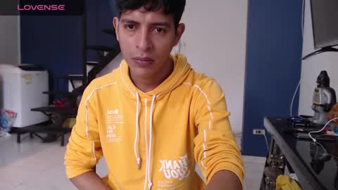 Snapshot of hardsexlove08 chatting on 02/16/25, 07:27 Andres Dean online show from 02/16/25, 07:27