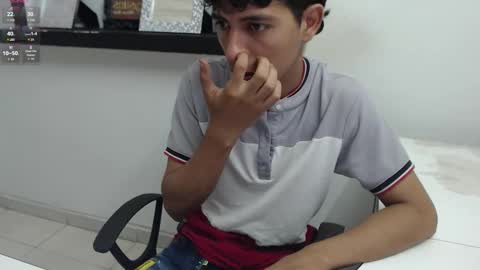 Snapshot of hardsexlove08 chatting on 10/23/25, 11:46 Andres Dean online show from 10/23/25, 11:46