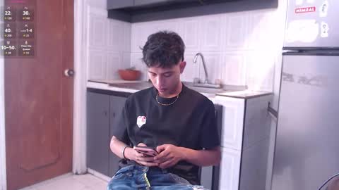 Snapshot of hardsexlove08 chatting on 11/07/25, 08:09 Andres Dean online show from 11/07/25, 08:09