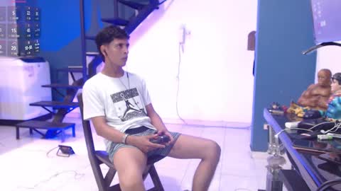 Snapshot of hardsexlove08 chatting on 11/15/25, 03:37 Andres Dean online show from 11/15/25, 03:37