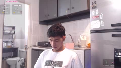 Snapshot of hardsexlove08 chatting on 11/21/25, 05:55 Andres Dean online show from 11/21/25, 05:55