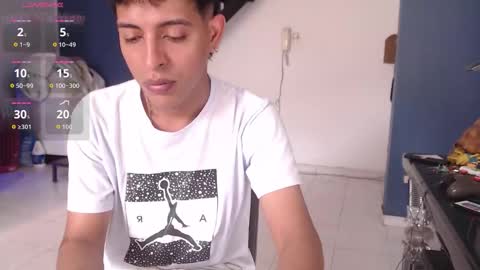 Snapshot of hardsexlove08 chatting on 11/30/25, 08:35 Andres Dean online show from 11/30/25, 08:35