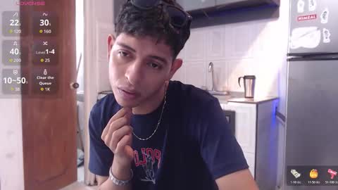 Snapshot of hardsexlove08 chatting on 12/05/25, 07:10 Andres Dean online show from 12/05/25, 07:10