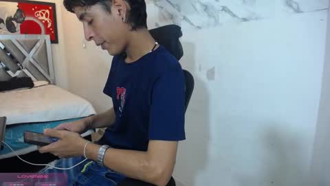 Snapshot of hardsexlove08 chatting on 03/02/26, 01:30 Andres Dean online show from 03/02/26, 01:30