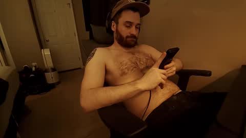 Snapshot of hardswtch chatting on 09/11/25, 12:38 Tom online show from 09/11/25, 12:38