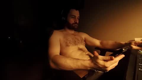 Snapshot of hardswtch chatting on 09/15/25, 10:26 Tom online show from 09/15/25, 10:26