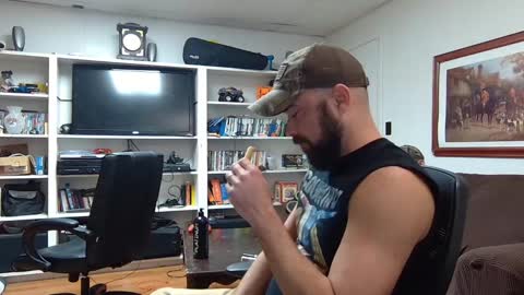 Snapshot of hardworkertn chatting on 01/30/25, 01:00 hardworkertn online show from 01/30/25, 01:00