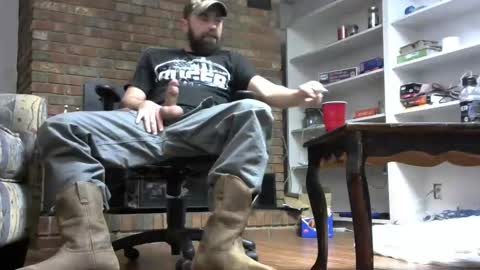 Snapshot of hardworkertn chatting on 02/01/25, 06:08 hardworkertn online show from 02/01/25, 06:08