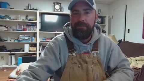 Snapshot of hardworkertn chatting on 02/16/25, 02:31 hardworkertn online show from 02/16/25, 02:31