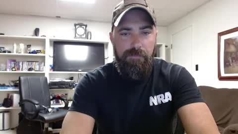 Snapshot of hardworkertn chatting on 02/19/25, 01:08 hardworkertn online show from 02/19/25, 01:08