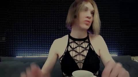 Miss Hardy online show from 03/06/26, 04:09