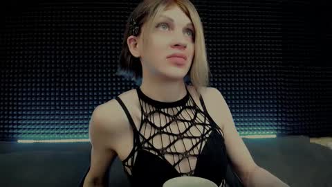 Miss Hardy online show from 03/10/26, 03:11