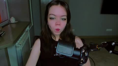 Snapshot of haribo_asmr chatting on 02/22/25, 07:23 Miss Hari online show from 02/22/25, 07:23