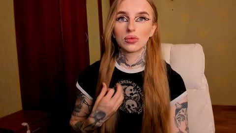 Julia online show from 02/09/26, 04:38