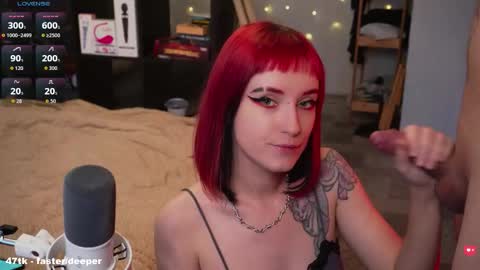 Snapshot of harleyspy chatting on 11/16/25, 10:21 HarleyJeffrey online show from 11/16/25, 10:21