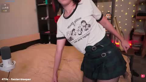 Snapshot of harleyspy chatting on 11/21/25, 11:20 HarleyJeffrey online show from 11/21/25, 11:20