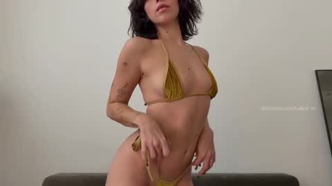 Harlow  online show from 01/11/26, 03:17