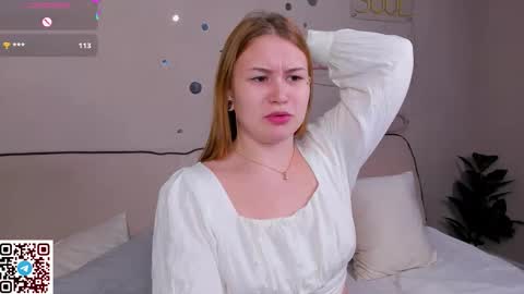 Christine online show from 09/12/25, 12:44