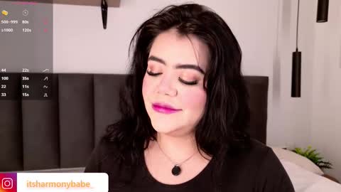 Snapshot of harmonybabe_ chatting on 11/24/25, 07:46 Harmony online show from 11/24/25, 07:46