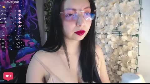 Harmonys World online show from 04/13/26, 07:52