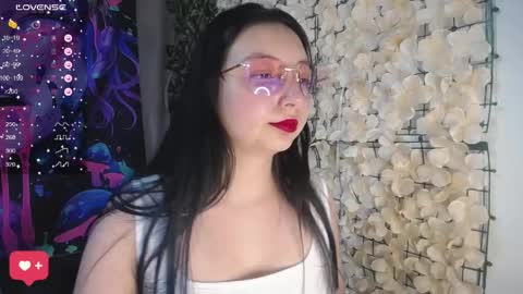 Snapshot of harmonys_couple_ chatting on 05/05/26, 07:44 Harmonys World online show from 05/05/26, 07:44