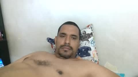 Snapshot of harpechediaz chatting on 02/10/26, 04:22 ricardo online show from 02/10/26, 04:22