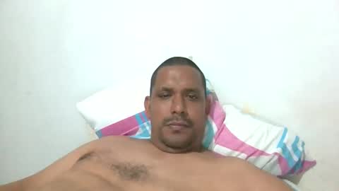 Snapshot of harpechediaz chatting on 03/01/26, 01:29 ricardo online show from 03/01/26, 01:29