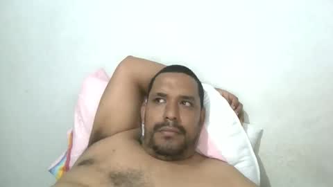 Snapshot of harpechediaz chatting on 03/24/26, 12:10 ricardo online show from 03/24/26, 12:10