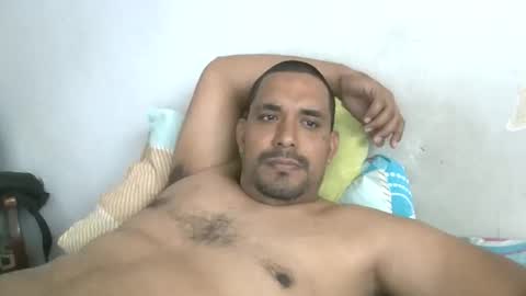 Snapshot of harpechediaz chatting on 04/28/26, 03:50 ricardo online show from 04/28/26, 03:50