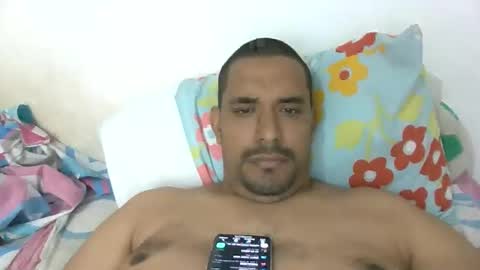 Snapshot of harpechediaz chatting on 05/12/26, 04:48 ricardo online show from 05/12/26, 04:48