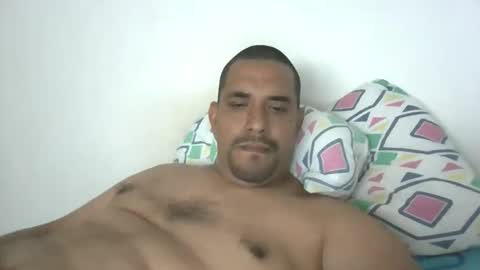 Snapshot of harpechediaz chatting on 05/19/26, 06:03 ricardo online show from 05/19/26, 06:03