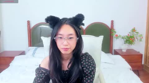 helen online show from 03/04/26, 06:52