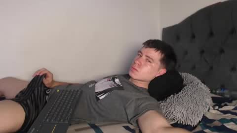 Sebastian online show from 09/21/25, 08:54